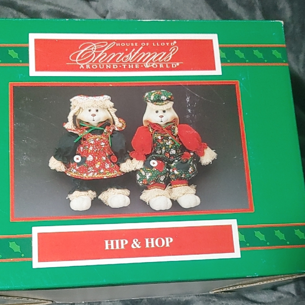 House of Lloyd Christmas Hip & Hop Festive Decor